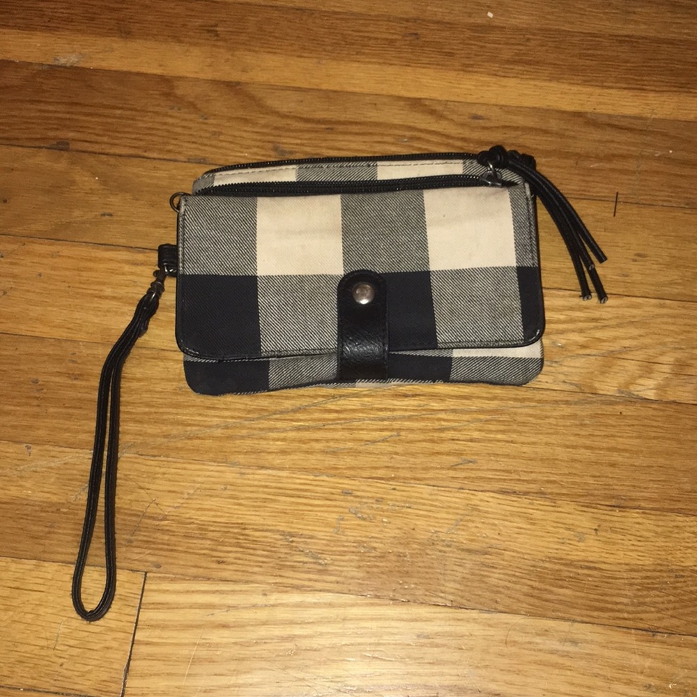 Wristlet wallet
